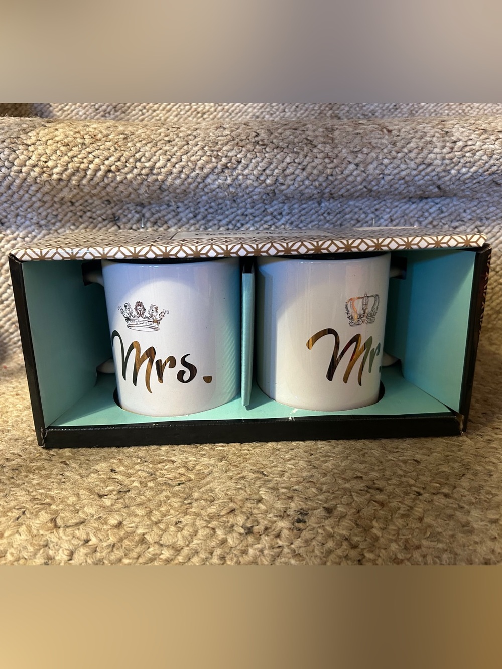 Home Essentials White Mrs. and Mr. Gold Accent Mugs Set